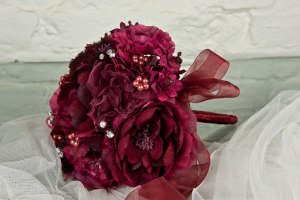 Bouquet - Chiffon Raspberry w detail